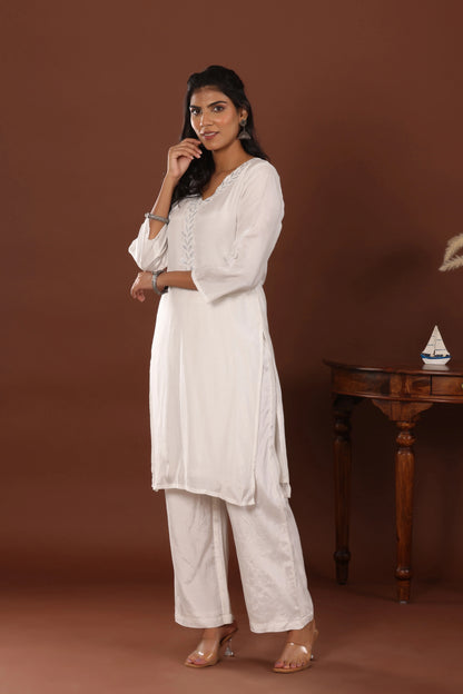 Sitara Muslin Straight Kurta