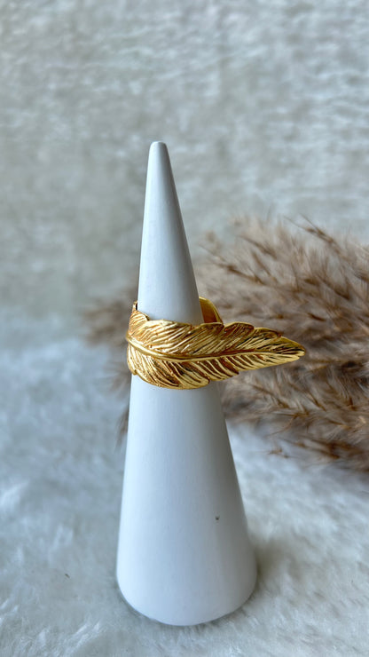 Feather cuff ring
