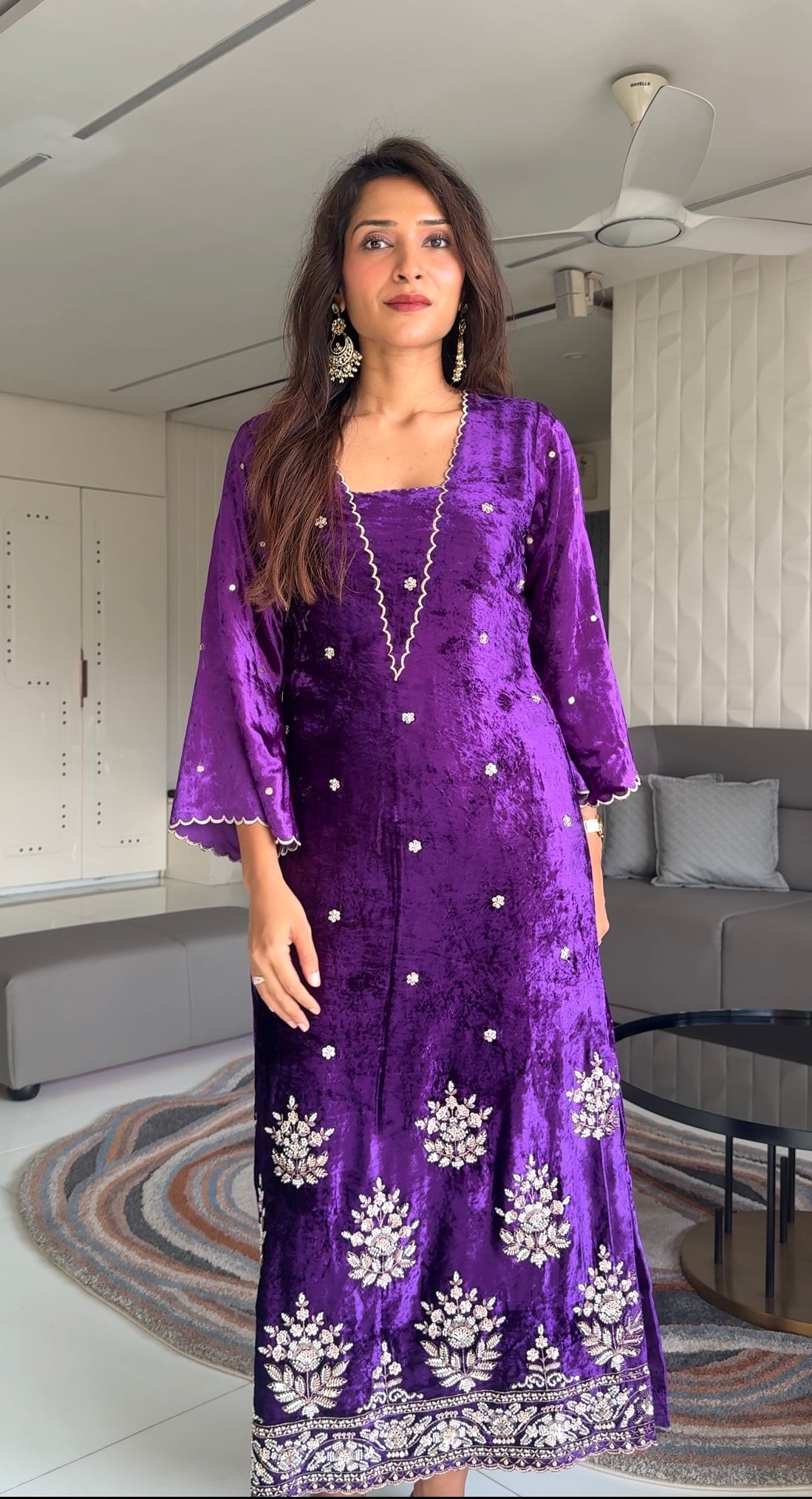 GUNJAN LADHA IN PURPLE VELVET FESTIVE TUNIC
