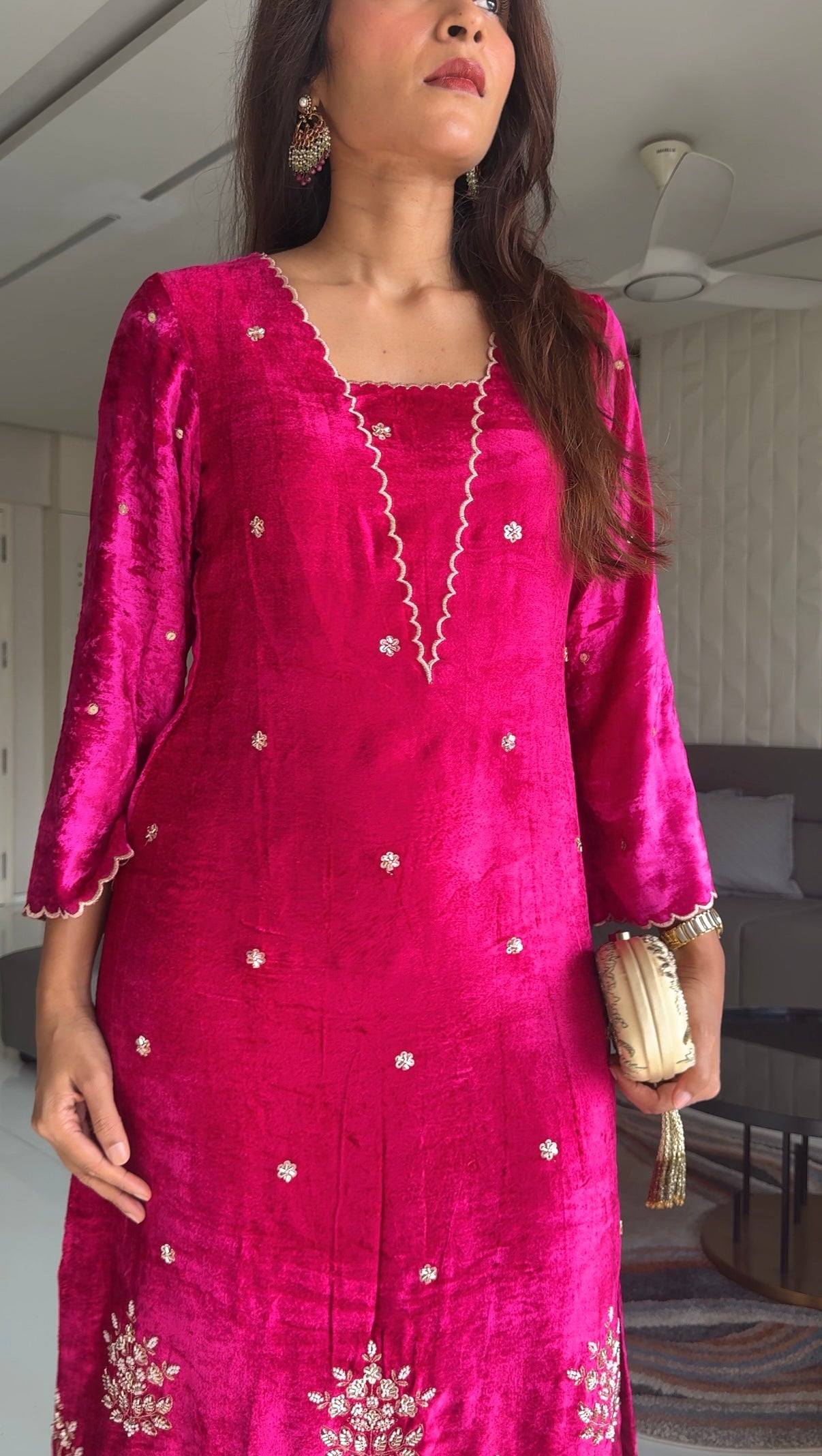 GUNJAN LADHA IN MAHARANI VELVET FESTIVE TUNIC