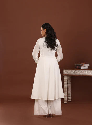 Veda Angrakha Mul Kurta