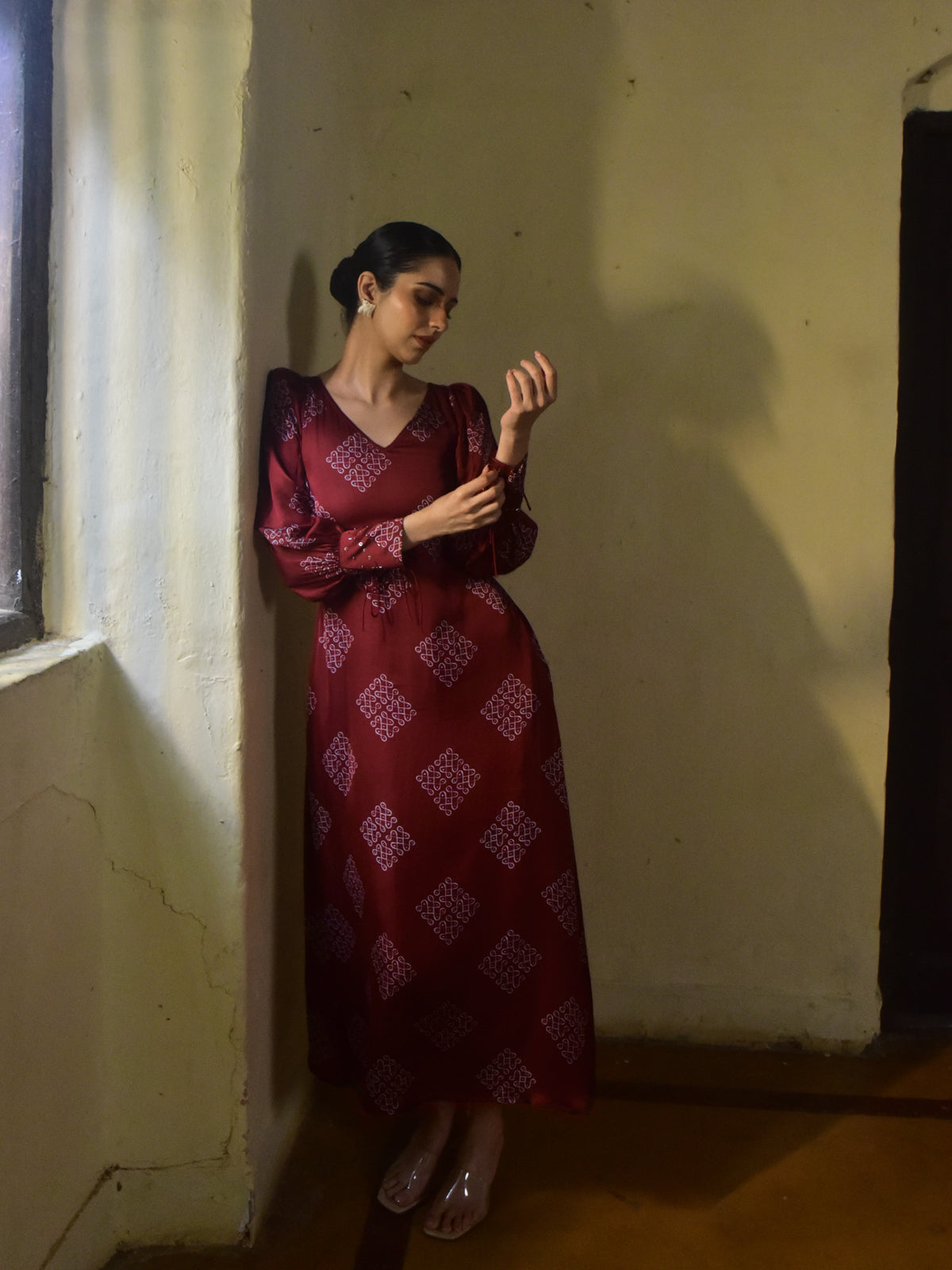 Mohna Modal Cuffed Dress with Belt