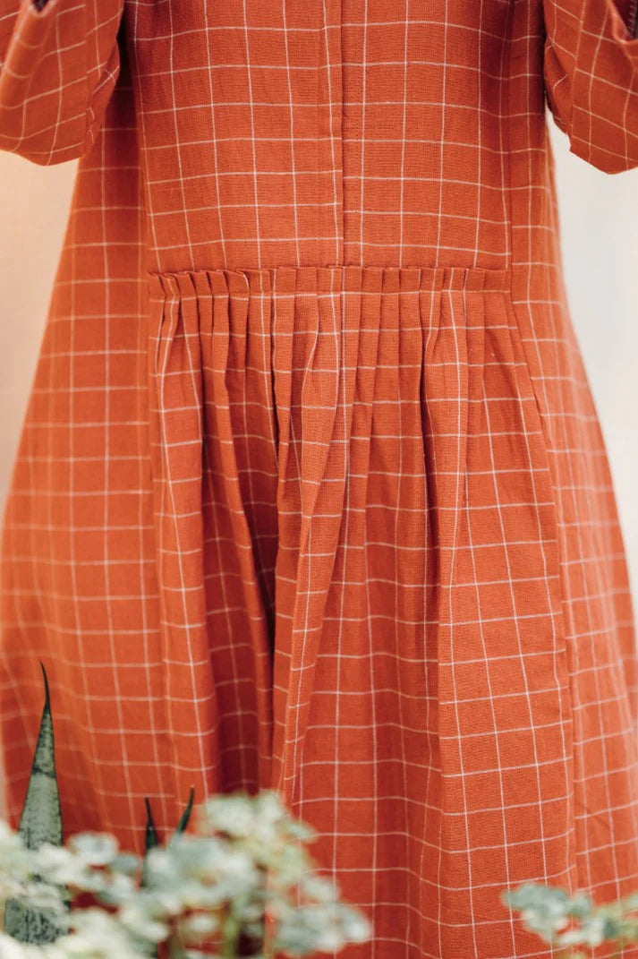 Rust checks dress