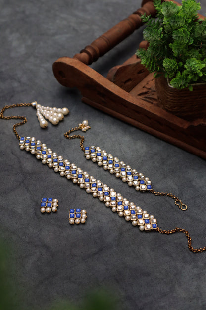 Kundan-Blue Stone Choker Necklace Set With Bracelet
