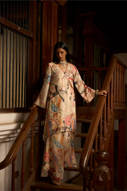 Dior Harmony – Coord Set with Pita Handwork Detailing