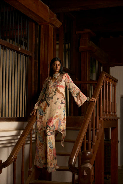 Dior Harmony – Coord Set with Pita Handwork Detailing