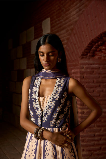 Mauve Ivory Blue Jacket - gown Set