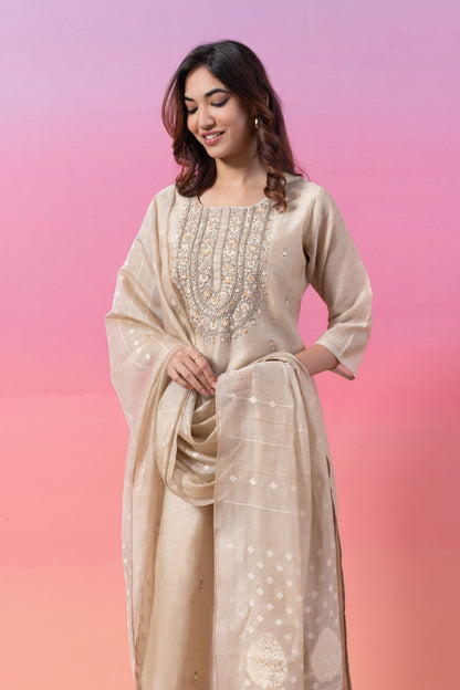 GARDENIA CREAM EMBROIDERED KURTA SET