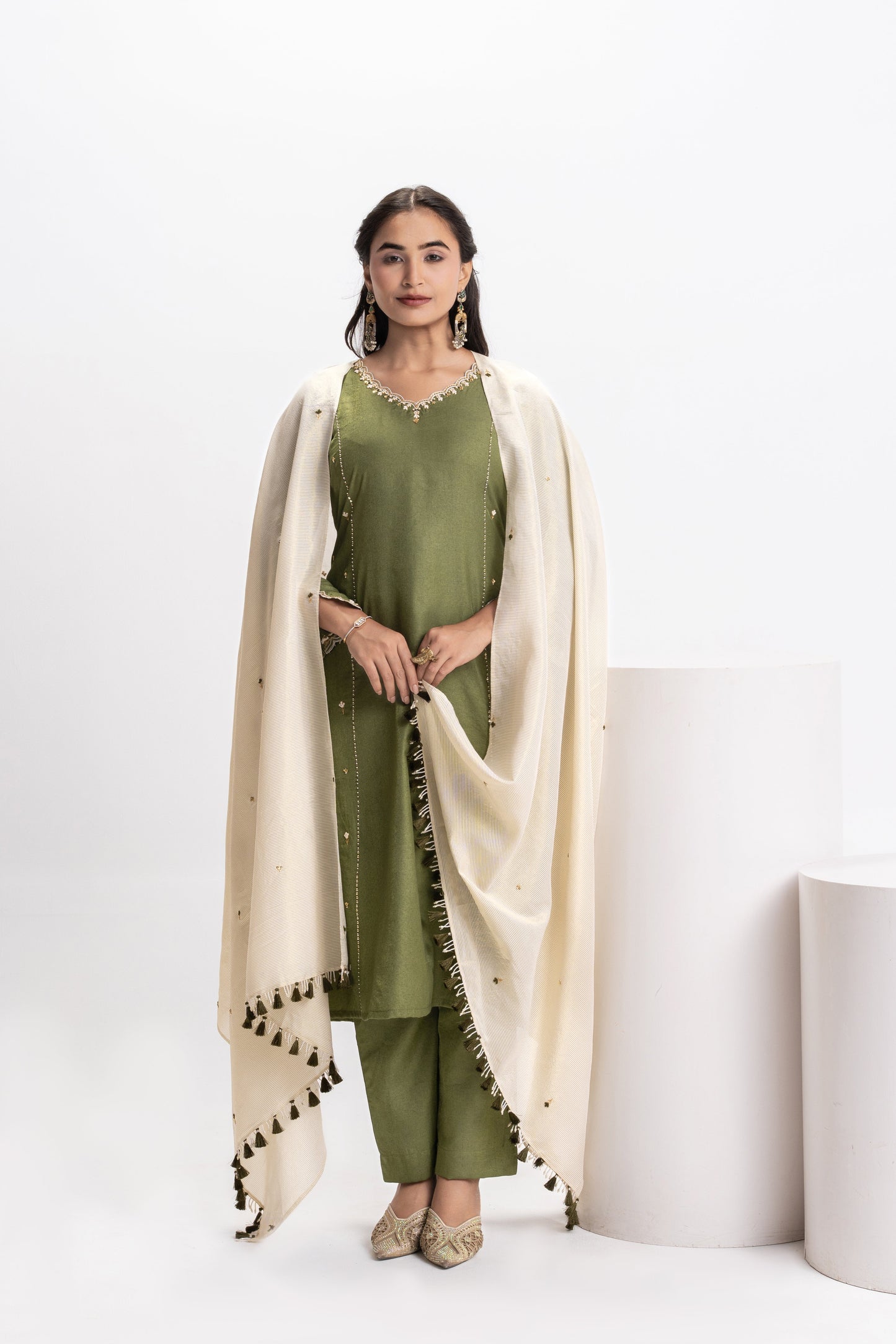 CHANDERI DOUBLE KALI EMBROIDERED KURTA  PANT SET