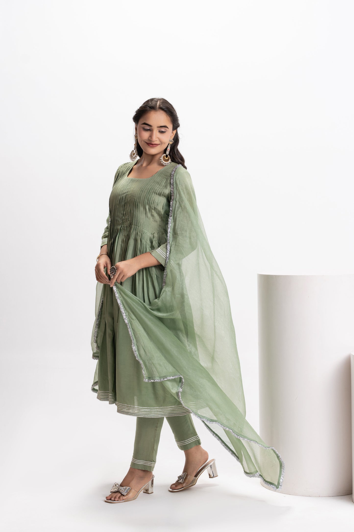 GREEN MUSLIN PLEATED KURTA SET