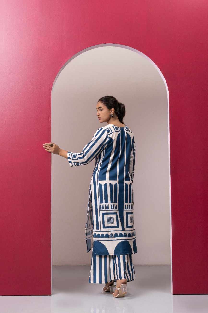 BLUE WOMEN PRINTED KURTA SET