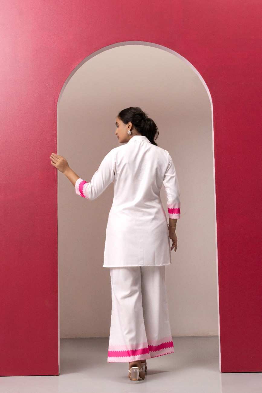 WHITE ABSTRACT PRINTED TOP WITH PLAZO