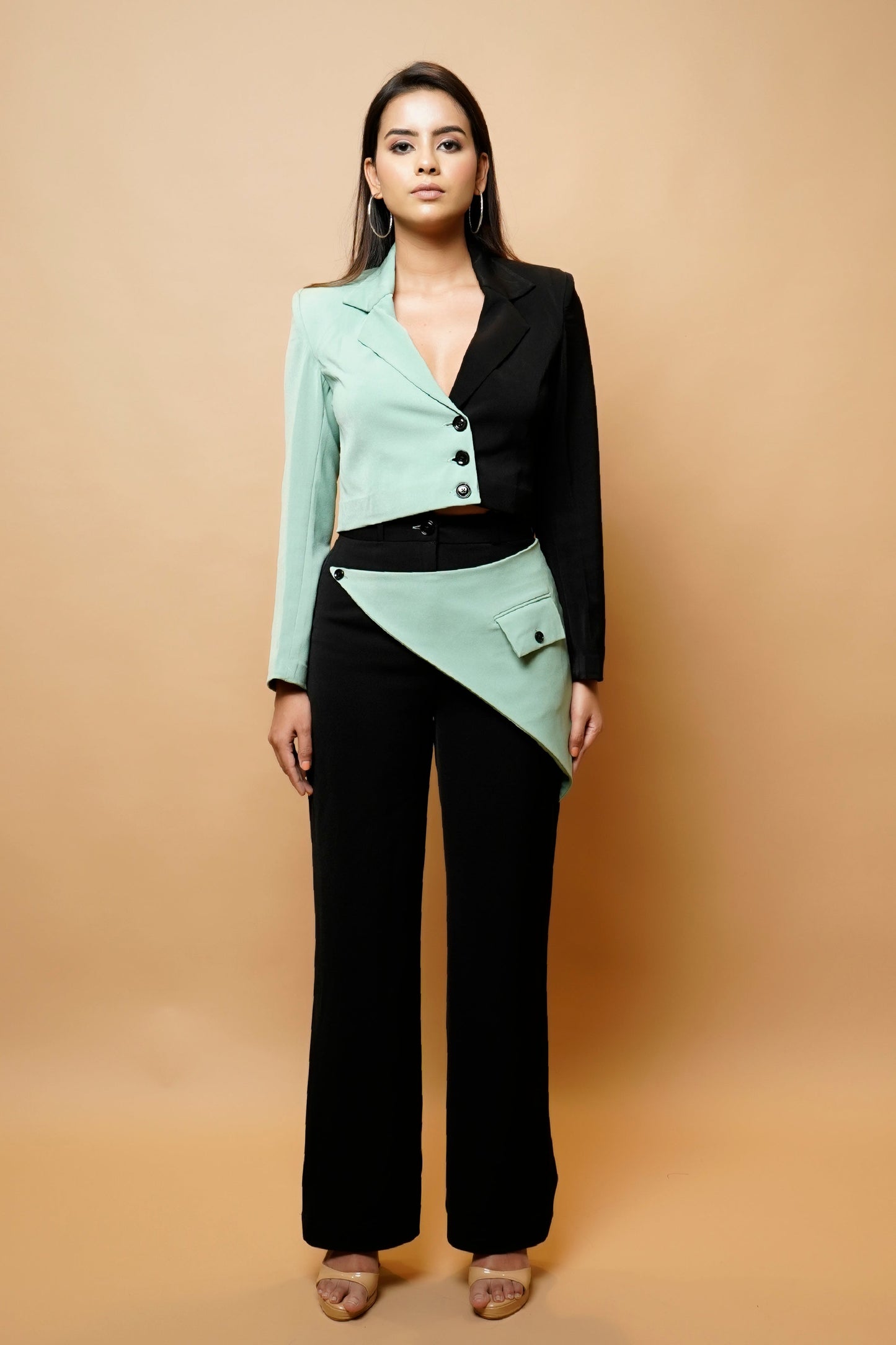 Two Color Short Coat And Pant