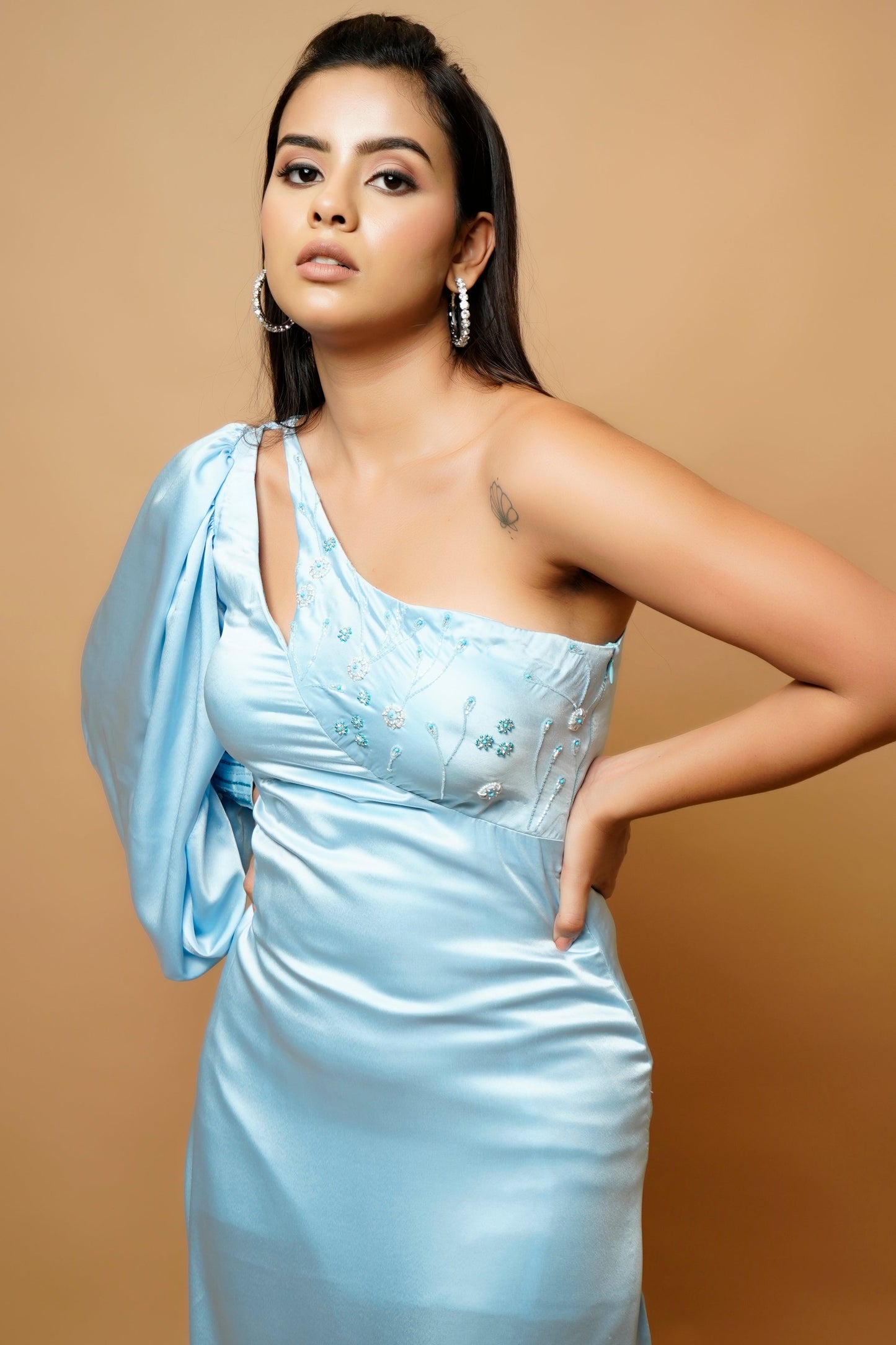 Baby Blue Sheath One-Shoulder Sleeve Tail Dress