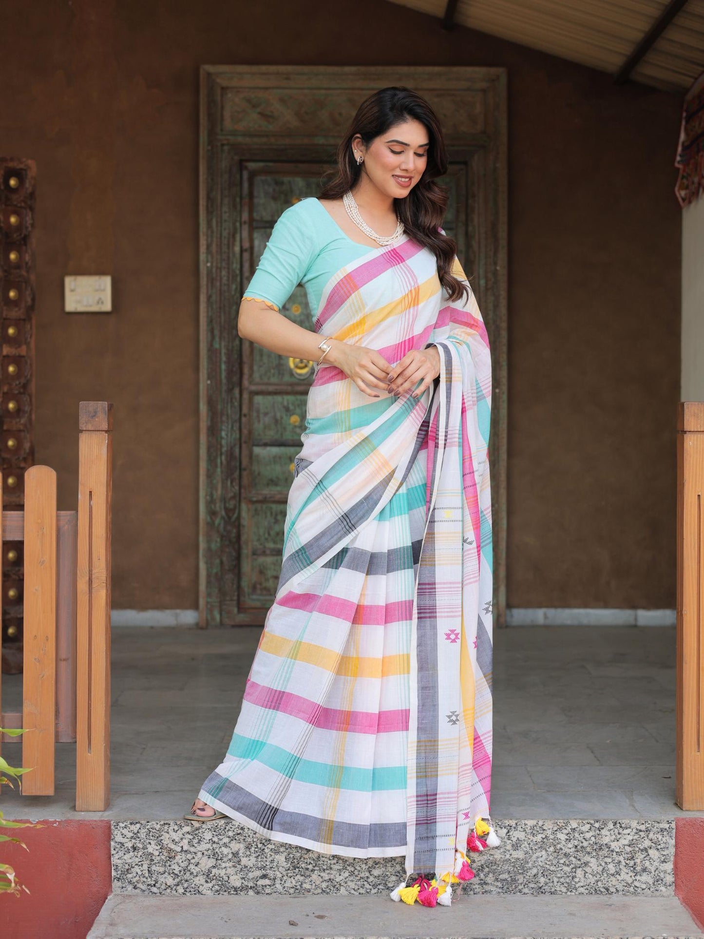 Maalti handloom saree with blouse
