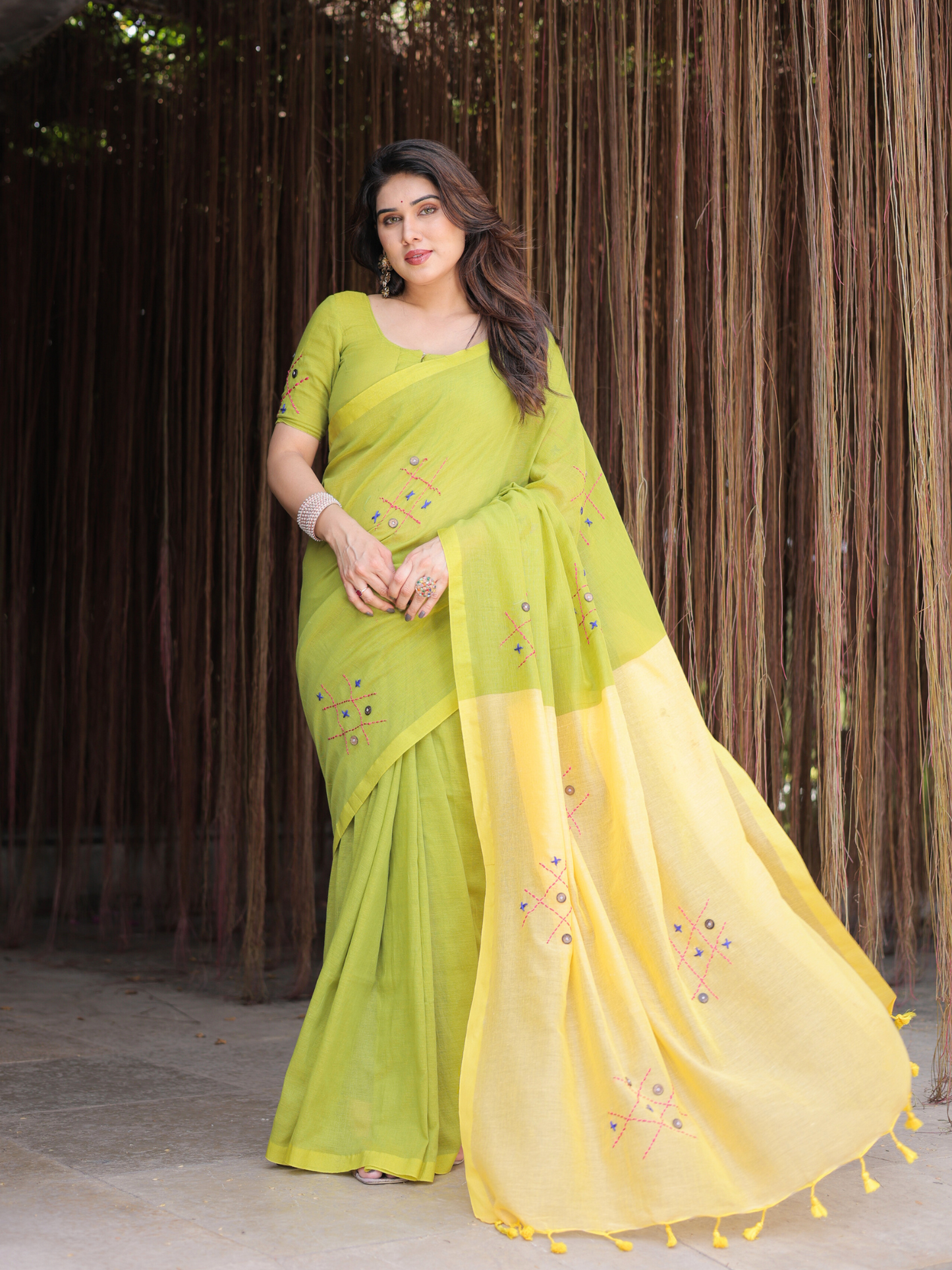 XOXO cotton embroidered saree with blouse