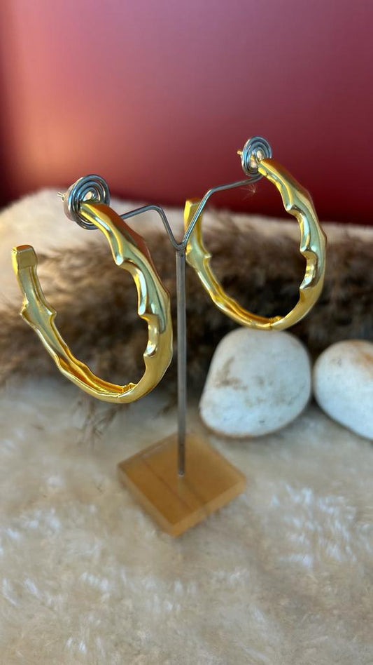 Drip hoop earrings