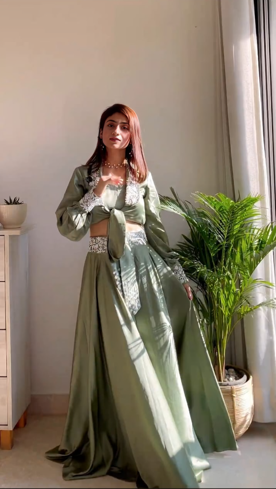 AGRIMA KUMAR IN GREEN TIE UP 3 PIECE SET