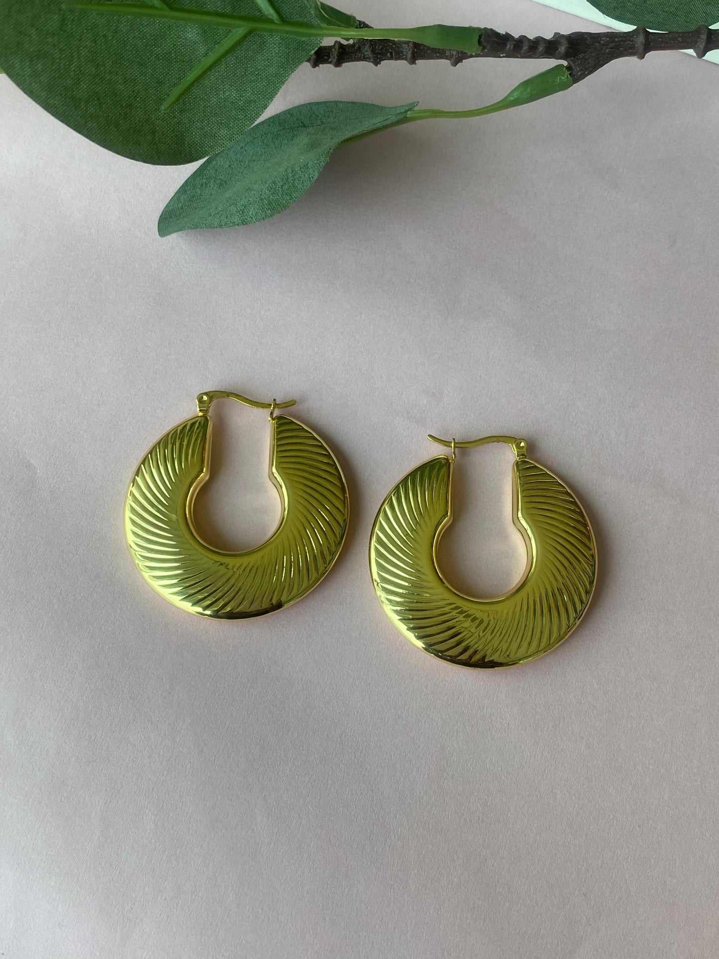 Keyhole Hoop earring