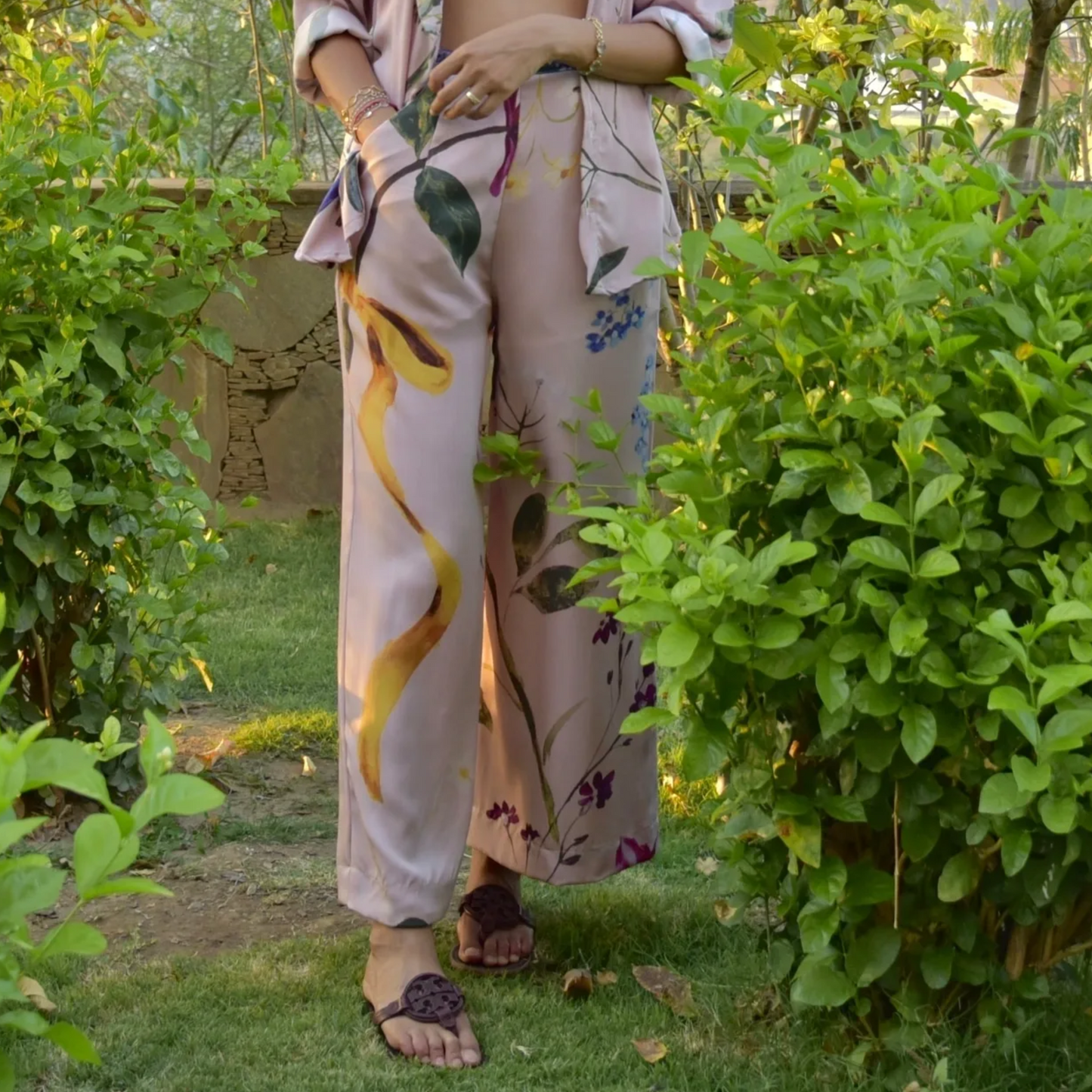 Clara Pants - Onion Pink Floral Printed Pants