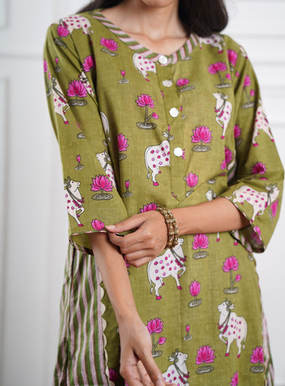 Pichwai Olive Kurta Set