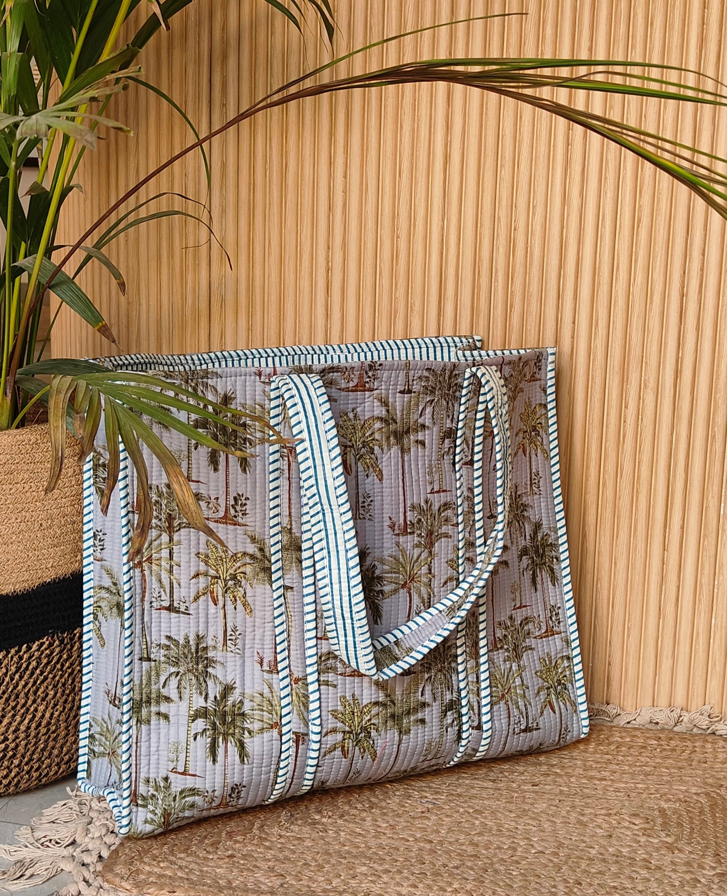 Coastal Grey Palm Tote