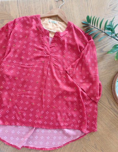 Scarlet Rose One Size Top