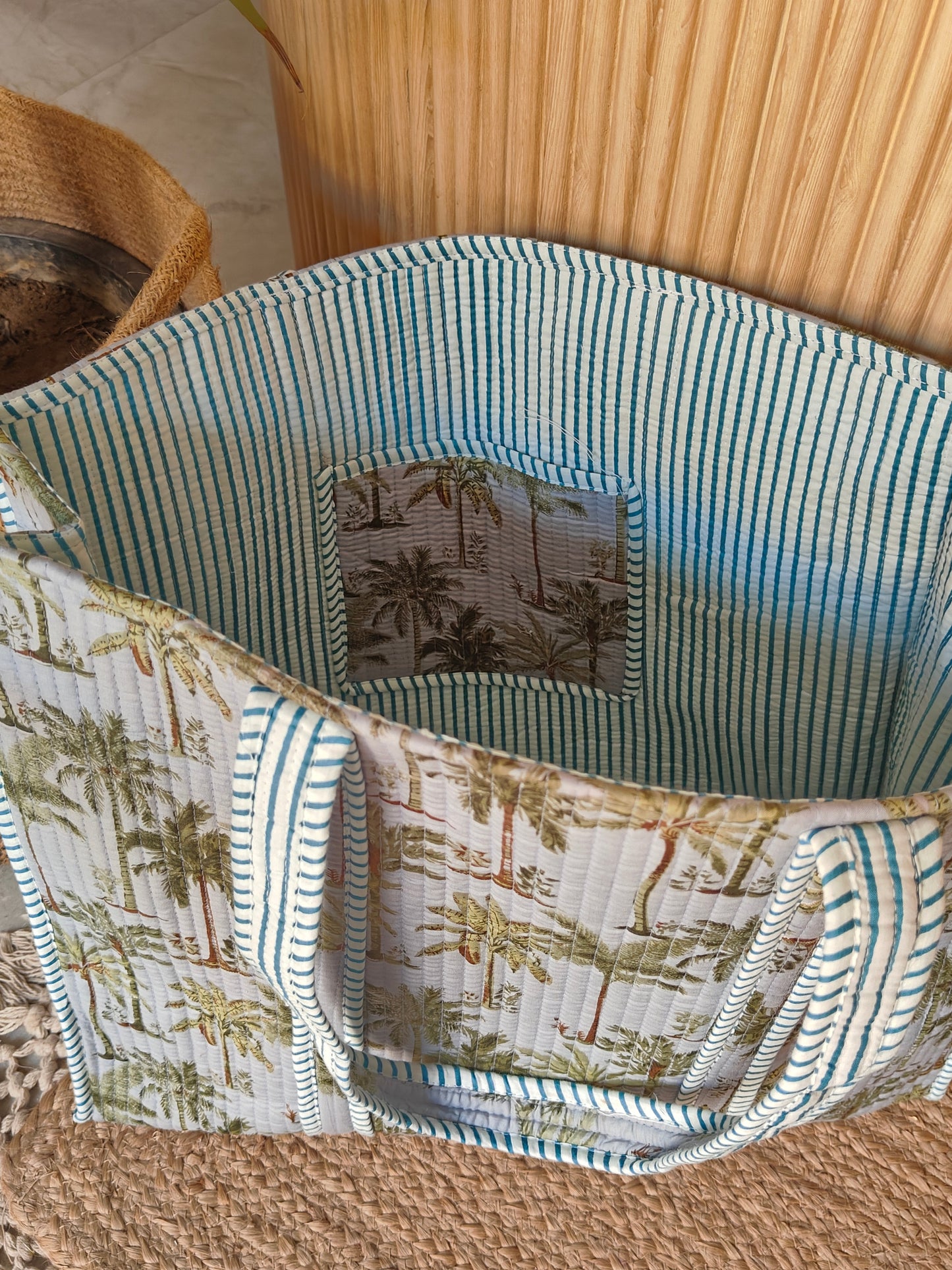 Coastal Grey Palm Tote