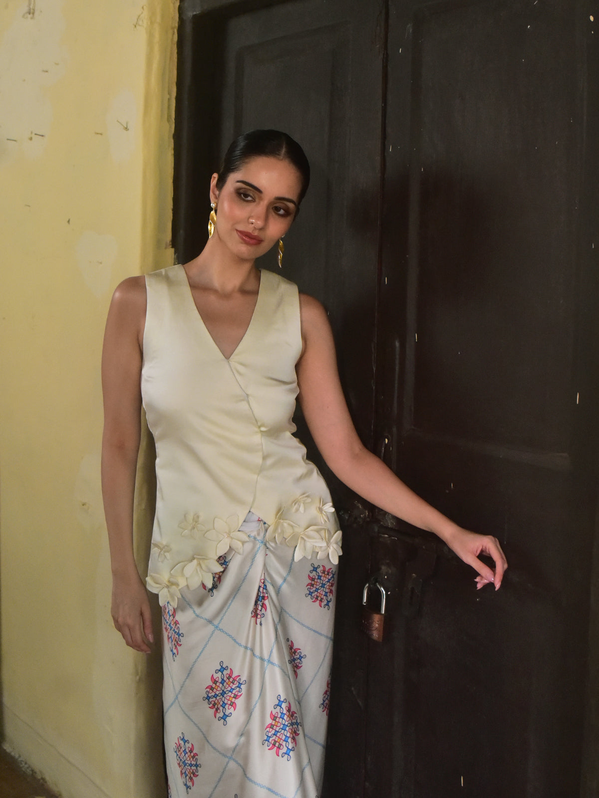 Vani Modal Applique Vest Skirt Set